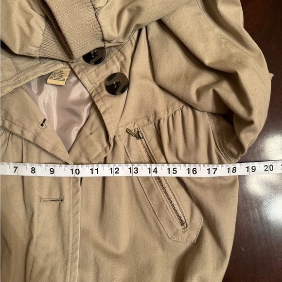 Daytrip Women’s Taupe Utility Bomber Jacket w/ Zipper Pockets & Button Front - Picture 11 of 13